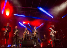 Lingfest 2019 Blunter Brothers on stage with red and blue lighting ©Brett Butler